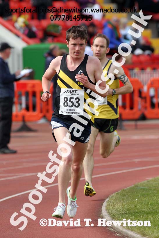 Senior mens 5000 metres, North Eastern Track and Field Champs, Gateshead Stadium. Photo: David T. Hewitson/Sports for All Pics